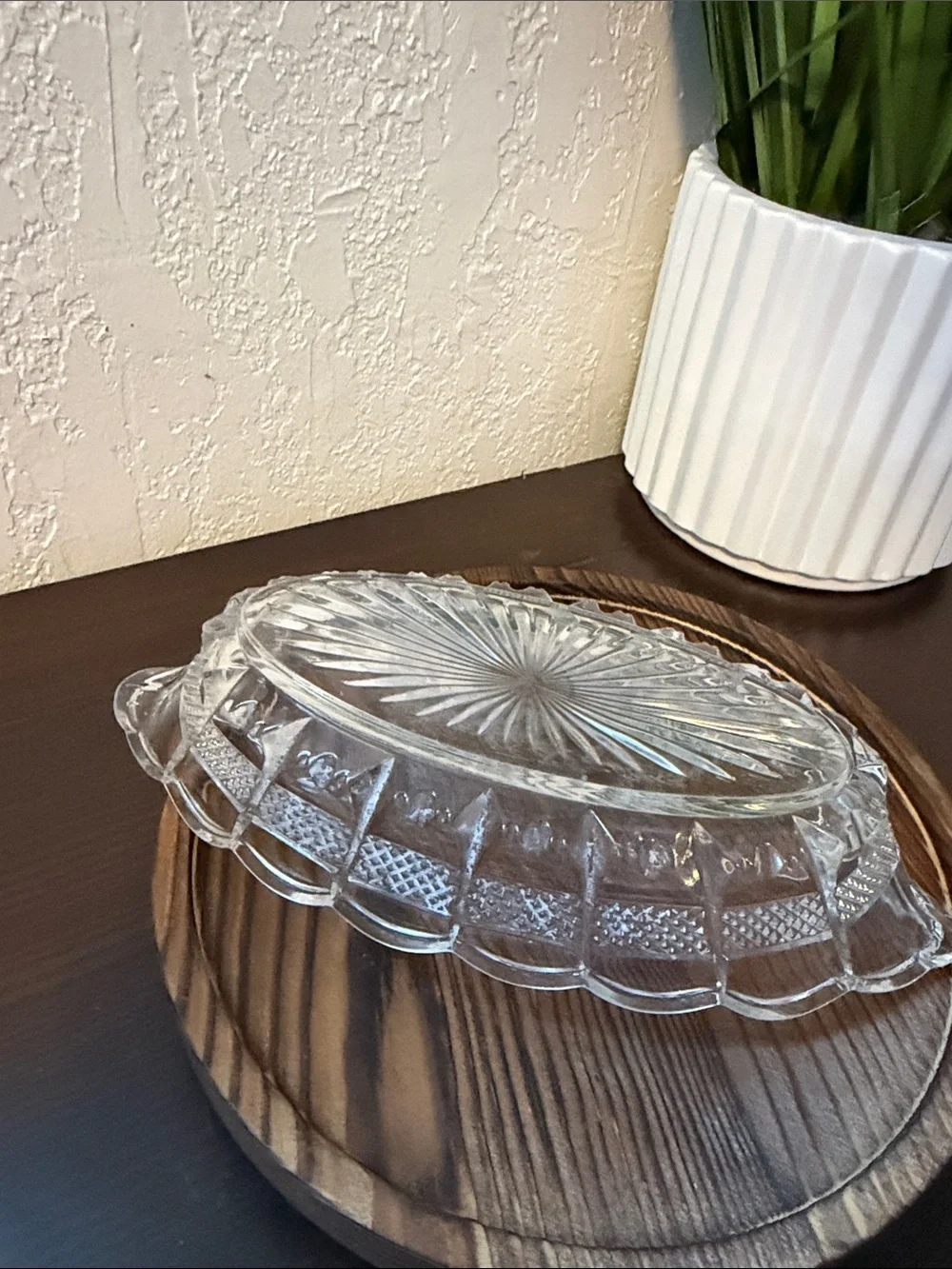 Vintage Pressed Glass Oval Dish – Starburst Design – Clear Scalloped Edge Candy